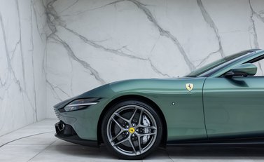 Ferrari Roma SPIDER 41