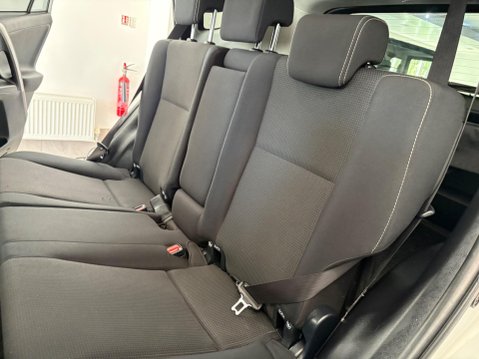 Toyota Rav4 2.0 D-4D Business Edition Euro 6 (s/s) 5dr 19