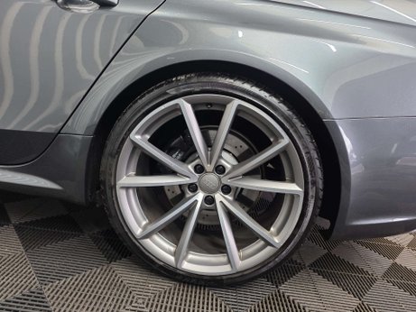 Audi RS4 4.2 FSI V8 Estate 5dr Petrol S Tronic quattro Euro 5 (450 ps) 24