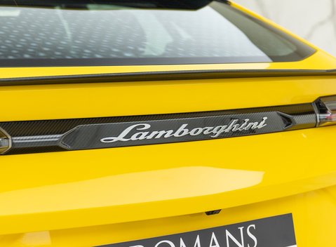 Lamborghini Urus 35