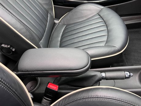 Mini Hatch 1.6 Cooper S Auto Euro 5 3dr 23