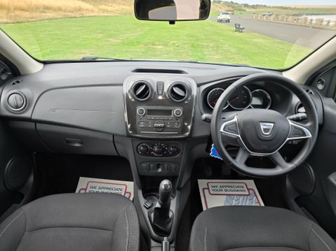Dacia Sandero 1.0 SCe Essential Euro 6 5dr 19