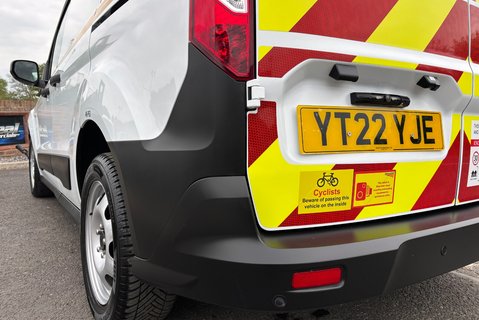 Ford Transit Connect 220 L1 Base 100 ps Tdci Panel Van - Air Con / Rear Camera 31