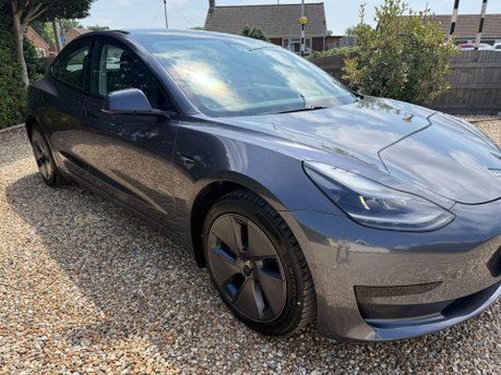 Tesla Model 3 Standard Range Plus Auto RWD 4dr 7