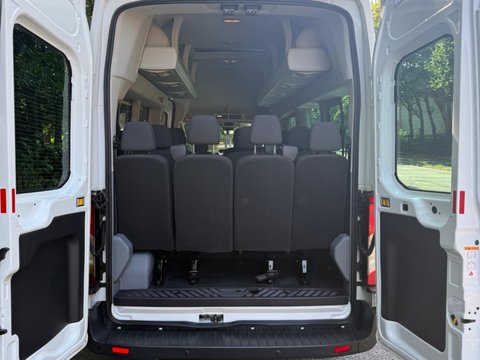 Ford Transit 2.2 TDCi 460 HDT Trend L4 H3 4dr (18 seats) 6