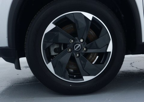 Nissan X-Trail 1.5 h e-POWER Acenta Premium SUV 5dr Petrol Hybrid Auto e-4ORCE Euro 6 (s/s 14