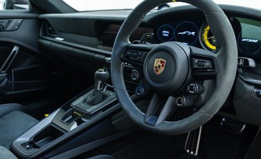 Porsche 911 GT3 RS (992) 8