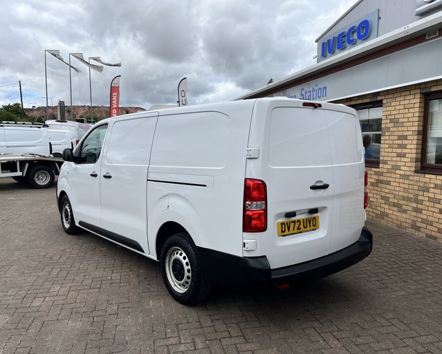 Vauxhall Vivaro VIVARO L2 DIESEL 2900 1.5d 100PS Dynamic H1 Van