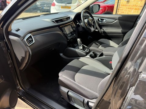 Nissan Qashqai 1.2 DIG-T N-Connecta SUV 5dr Petrol XTRON Euro 6 12