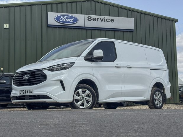 Ford Transit Custom SWB L1H1 Low Roof Limited 300 Air Con Alloys Cam Sensors EURO 6 1