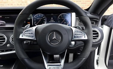 Mercedes-Benz S Class S63 Coupe 25