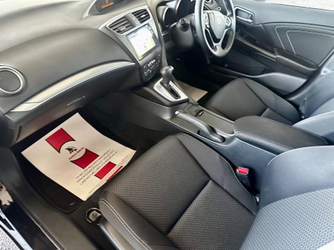 Honda Civic 1.8 i-VTEC SE Plus Tourer Auto Euro 6 5dr (Navi) 43