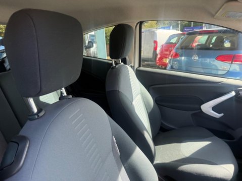 Ford Ka 1.2 Zetec Euro 4 3dr 15