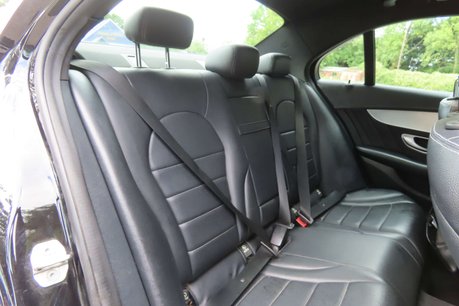 Mercedes-Benz C Class 2.1 C220 BlueTEC AMG Line Saloon 4dr Diesel G-Tronic+ Euro 6 (s/s) (170 ps) 9