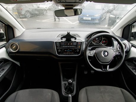 Volkswagen Up R-LINE