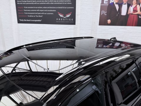 Volvo XC60 B5 ULTRA BLACK EDITION AWD 23