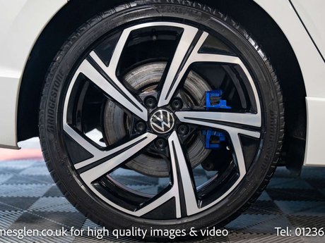 Volkswagen Golf 2.0 Golf R TSi 4Motion Semi-Auto 4WD 5dr 35