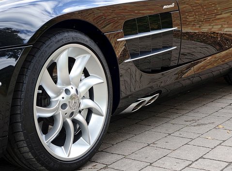 Mercedes-Benz SLR McLaren 4