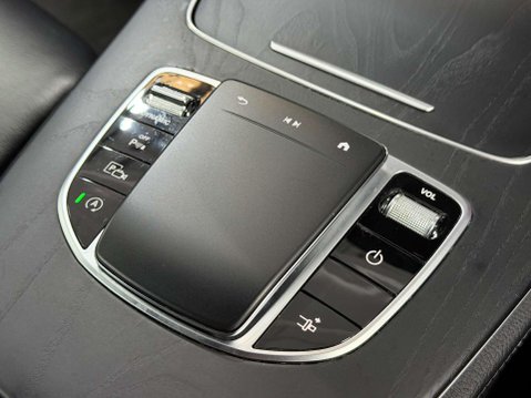 Mercedes-Benz E Class 2.0 E220d AMG Line (Premium) Coupe 2dr Diesel G-Tronic+ Euro 6 (s/s) (194 p 46