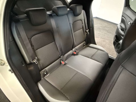 Nissan Juke 1.0 Juke N-Connecta DiG-T 5dr 40