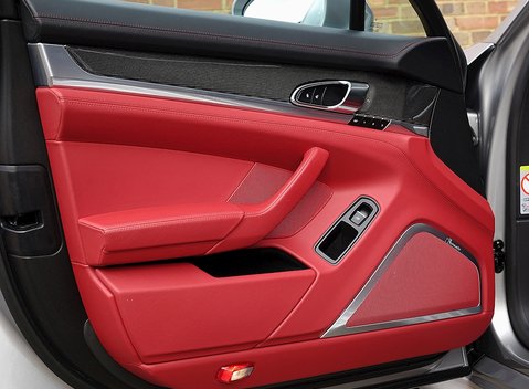 Porsche Panamera Turbo S 23