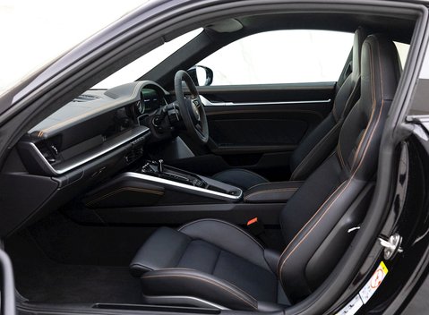 Porsche 911 (992) Turbo S 14