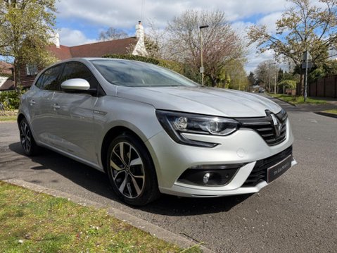 Renault Megane 1.3 TCe Iconic EDC Euro 6 (s/s) 5dr 26