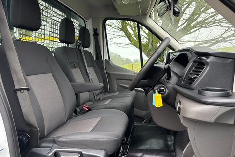 Ford Transit 350 Drw L4 130 ps Single Cab Dropside Truck with Tail Lift - Plant Spec 4