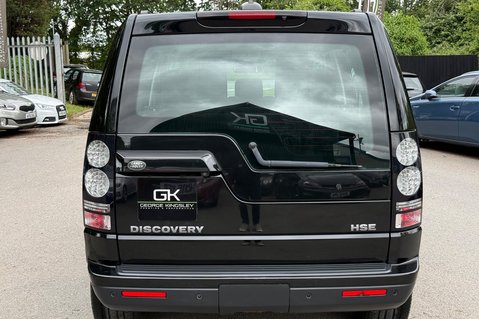 Land Rover Discovery SDV6 HSE - TWO OWNERS - 10 SERVICES - CAMBELT - TOWBAR 10