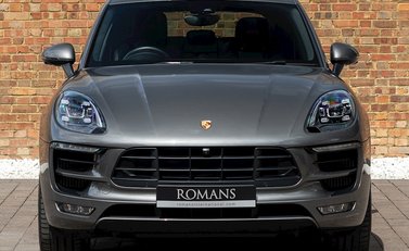 Porsche Macan GTS 4