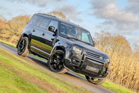 Land Rover Defender P400e XS Edition PHEV 19