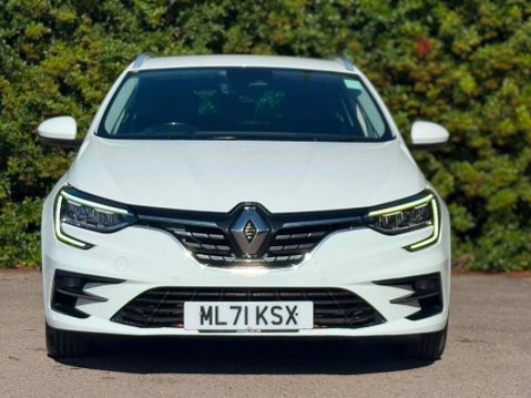 Renault Megane 1.5 Blue dCi Iconic Sport Tourer Euro 6 (s/s) 5dr 2