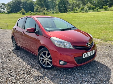 Toyota Yaris VVT-I SR 1