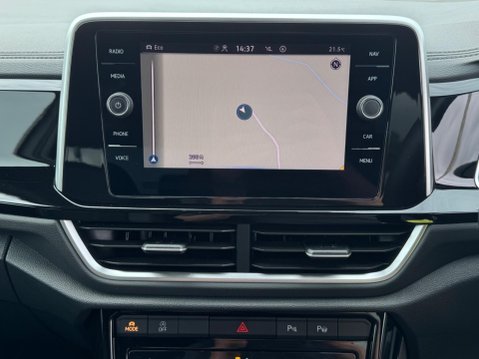 Volkswagen T-Roc 1.5 TSI R-Line DSG Euro 6 (s/s) 5dr 18