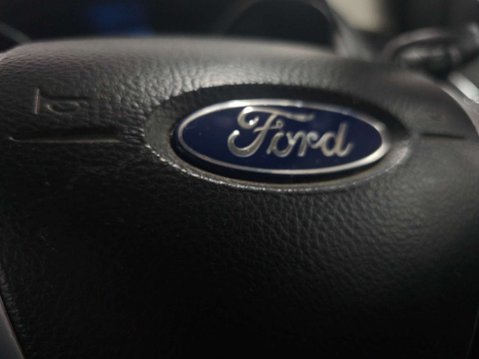 Ford Focus 1.6 Focus Zetec 105 5dr 51