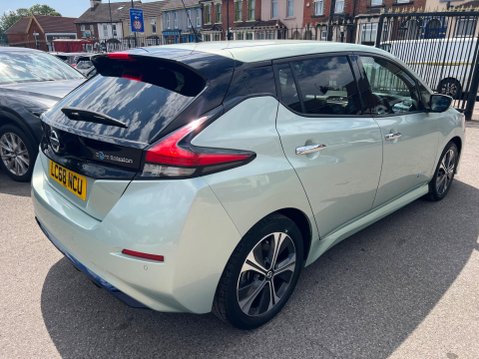 Nissan LEAF 40kWh Tekna Auto 5dr 6