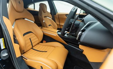 Ferrari Purosangue 12