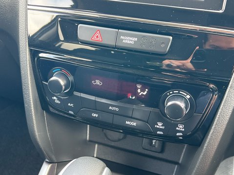 Suzuki Vitara SZ-T 26