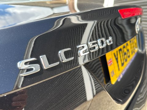 Mercedes-Benz SLC SLC 250 D AMG LINE 14
