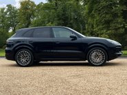 Porsche Cayenne V8 TURBO TIPTRONIC 4