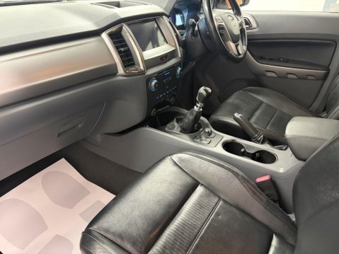 Ford Ranger 2.2 TDCi Limited 1 Pickup Double Cab 4dr Diesel Manual 4WD Euro 6 (s/s) (16 13