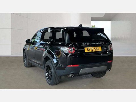 Land Rover Discovery Sport 2.0 Discovery Sport SE Tech TD4 Auto 4WD 5dr 3