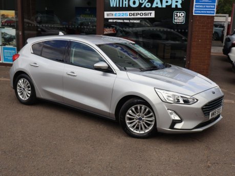 Ford Focus 1.0T EcoBoost Titanium Auto Euro 6 (s/s) 5dr