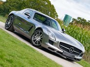 Mercedes-Benz SLS AMG 19
