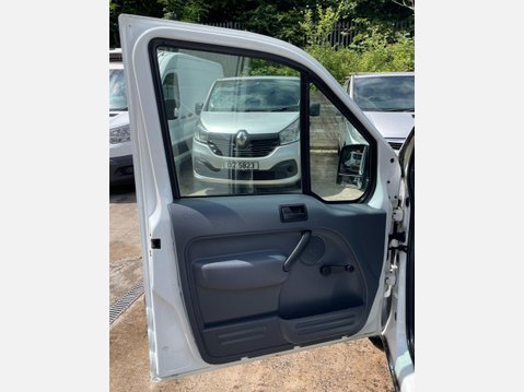 Ford Transit Connect 1.8 TDCi T200 Panel Van 4dr Diesel Manual L1 H1 (109 bhp) 27