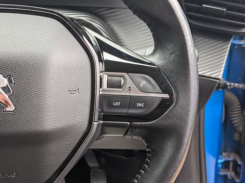 Peugeot 208 PURETECH ALLURE PREMIUM S/S 22