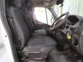Vauxhall Movano 2.3 CDTi 3500 FWD L2 H2 Euro 6 5dr 9
