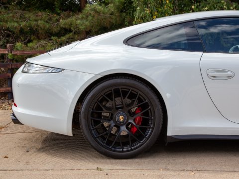 Porsche 911 CARRERA GTS PDK 11