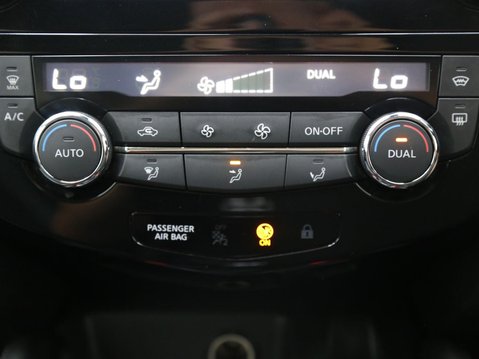 Nissan Qashqai 1.5 dCi Tekna Euro 6 (s/s) 5dr 17