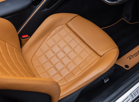 Ferrari Roma SPIDER 18